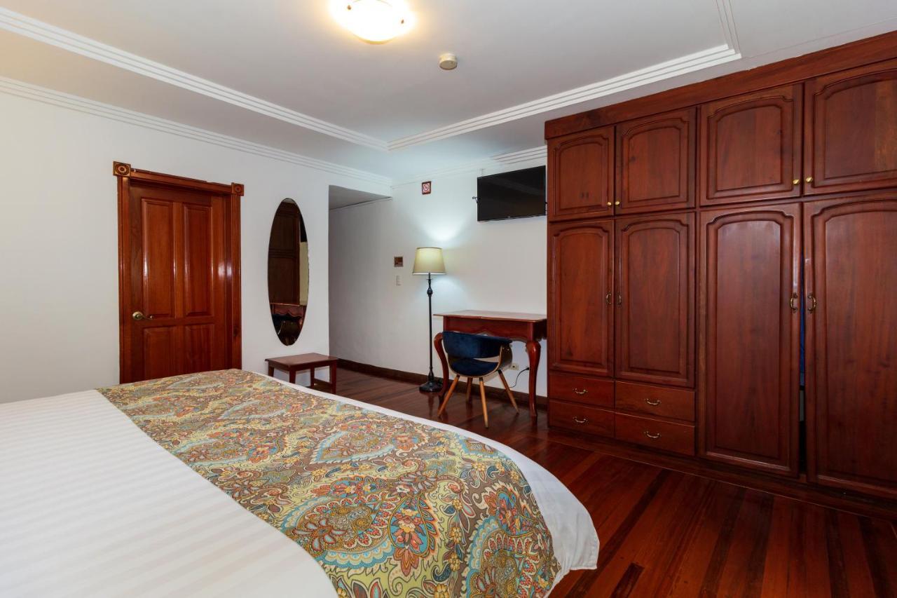 Hotel Posada Del Rey Куенка Екстериор снимка